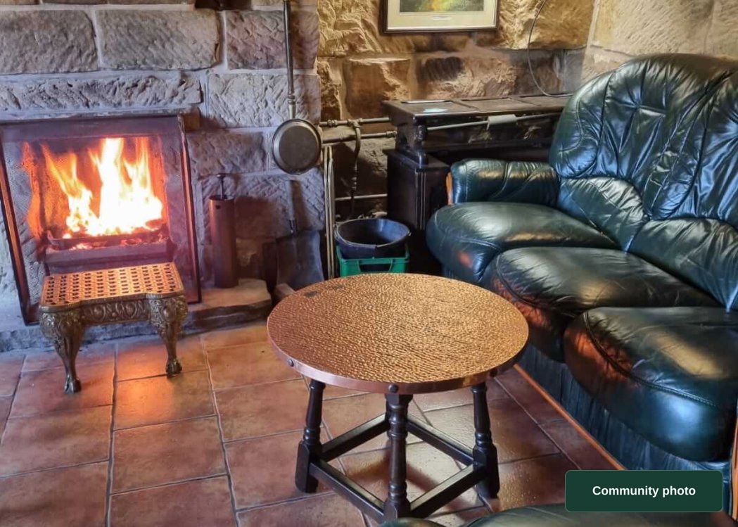 Peakstones Inn